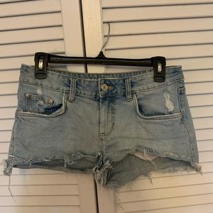 zara trafaluc light was cut off denim shorts